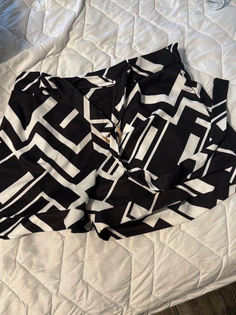 Black & White Geometric Flowy Shorts with Belt